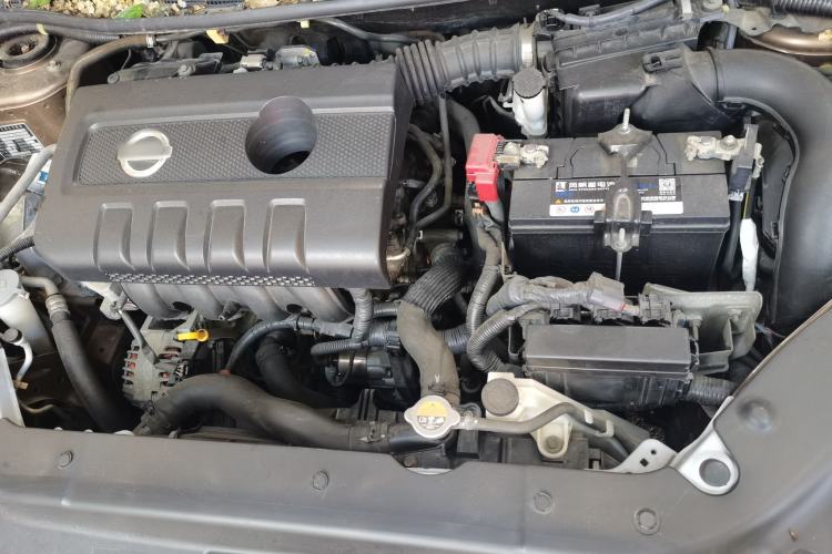 Used Nissan Sylphy 2012 1.6 XL CVT Luxury Edition Engine Bay