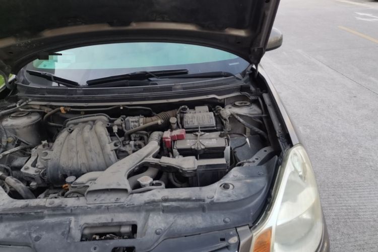 Used Nissan Sylphy 2012 Classic 1.6XE Manual Comfort Edition Engine Bay Left