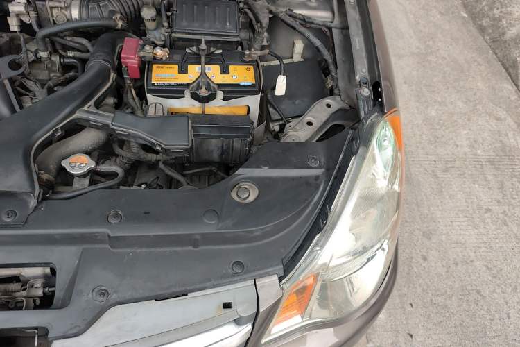Used Nissan Sylphy 2012 Classic 1.6XE Automatic Comfort Edition Engine Bay Left