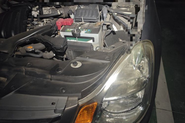 Used Nissan Sylphy 2012 Classic 1.6XE Manual Comfort Edition Engine Bay Left