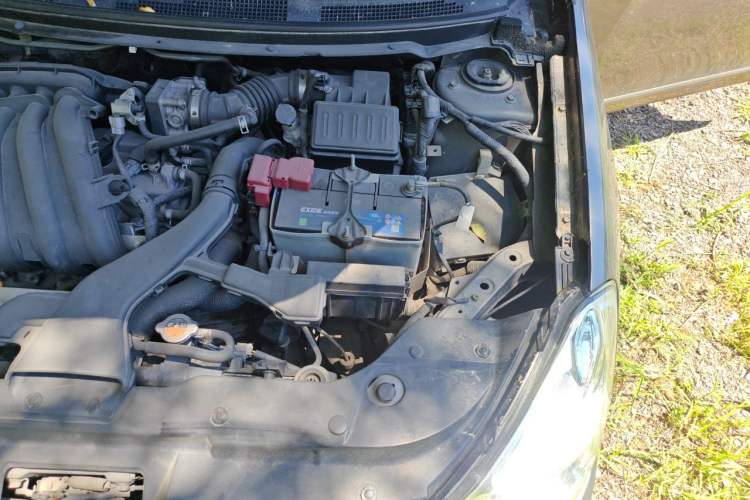 Used Nissan Sylphy 2012 Classic 1.6XE Automatic Comfort Edition Engine Bay Left