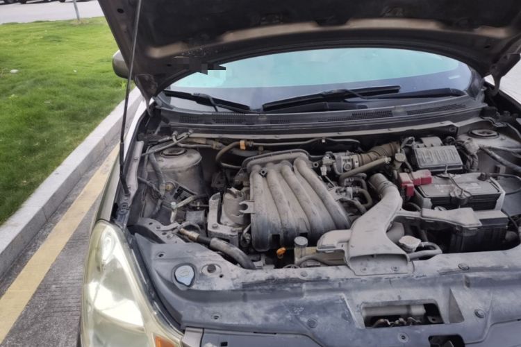 Used Nissan Sylphy 2012 Classic 1.6XE Manual Comfort Edition Engine Bay Right