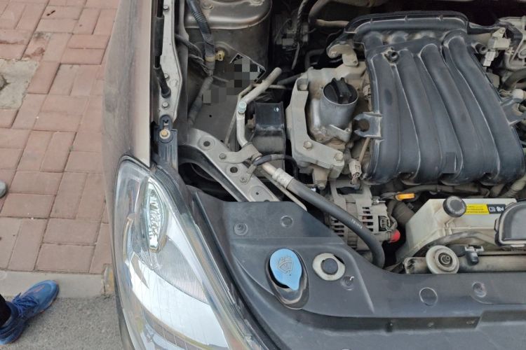 Used Nissan Sylphy 2012 Classic 1.6XE Automatic Comfort Edition Engine Bay Right