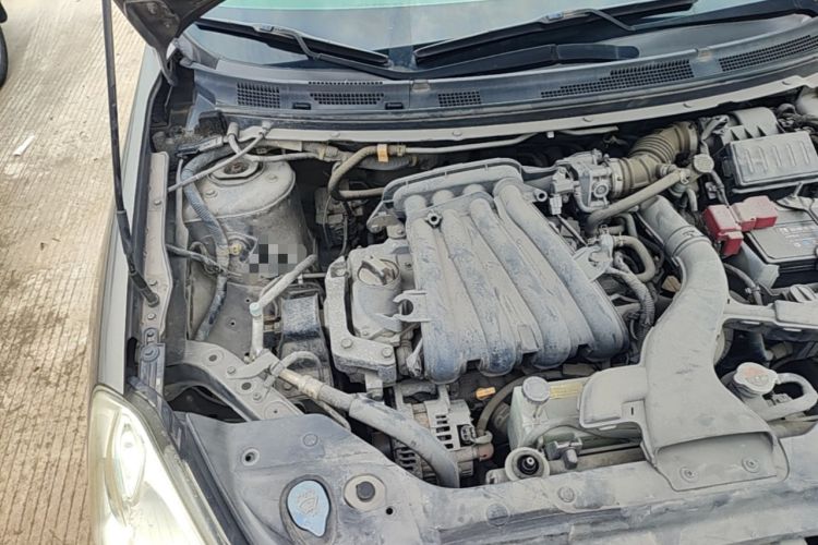 Used Nissan Sylphy 2012 Classic 1.6XE Manual Comfort Edition Engine Bay Right