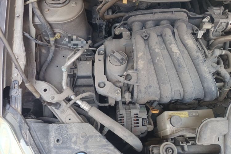 Used Nissan Sylphy 2012 Classic 1.6XE Manual Comfort Edition Engine Bay Right