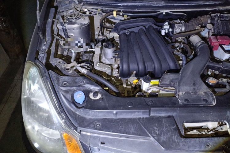 Used Nissan Sylphy 2012 Classic 1.6XE Manual Comfort Edition Engine Bay Right