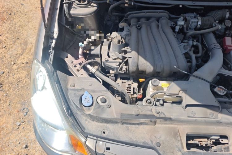 Used Nissan Sylphy 2012 Classic 1.6XE Manual Comfort Edition Engine Bay Right