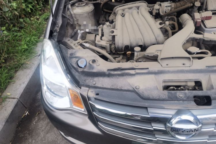 Used Nissan Sylphy 2012 Classic 1.6XE Manual Comfort Edition Engine Bay Right