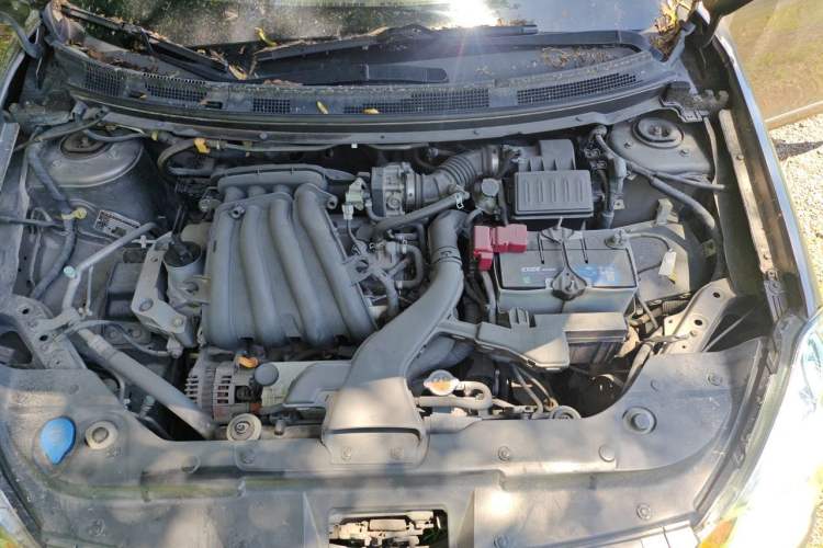 Used Nissan Sylphy 2012 Classic 1.6XE Automatic Comfort Edition Engine Bay