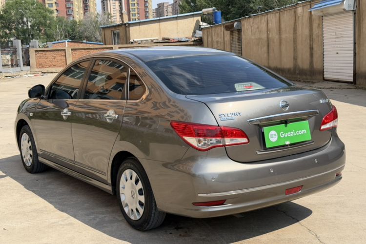 Used Nissan Sylphy 2012 Classic 1.6XE Automatic Comfort Edition Exterior 2