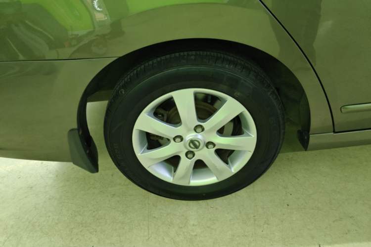 Used Nissan Sylphy 2012 Classic 1.6XE Automatic Comfort Edition Exterior 2
