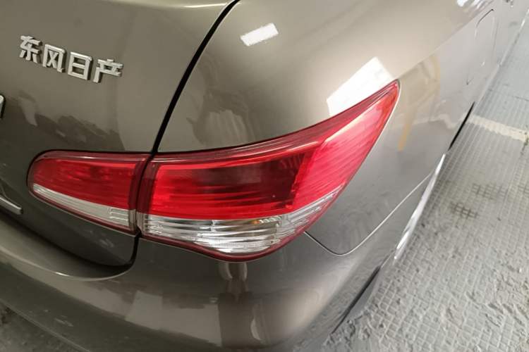 Used Nissan Sylphy 2012 Classic 1.6XE Automatic Comfort Edition Exterior 3