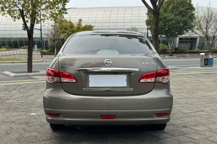 Used Nissan Sylphy 2012 Classic 1.6XE Automatic Comfort Edition Exterior 3