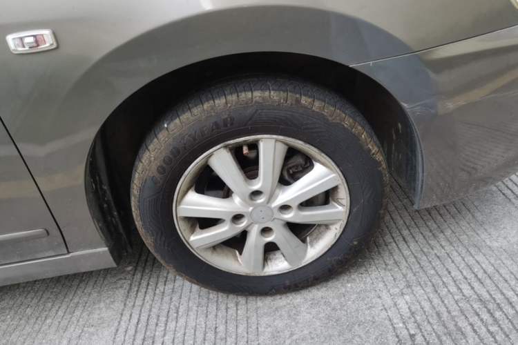 Used Nissan Sylphy 2012 Classic 1.6XE Manual Comfort Edition Exterior 4