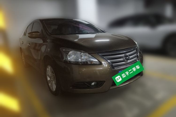 Used Nissan Sylphy 2012 1.8XL CVT Luxury Edition Front Right 45 Deg