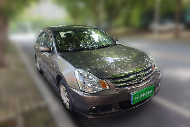 Used Nissan Sylphy 2012 Classic 1.6XE Manual Comfort Edition Front Right 45 Deg