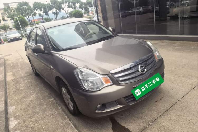 Used Nissan Sylphy 2012 Classic 1.6XE Manual Comfort Edition Front Right 45 Deg