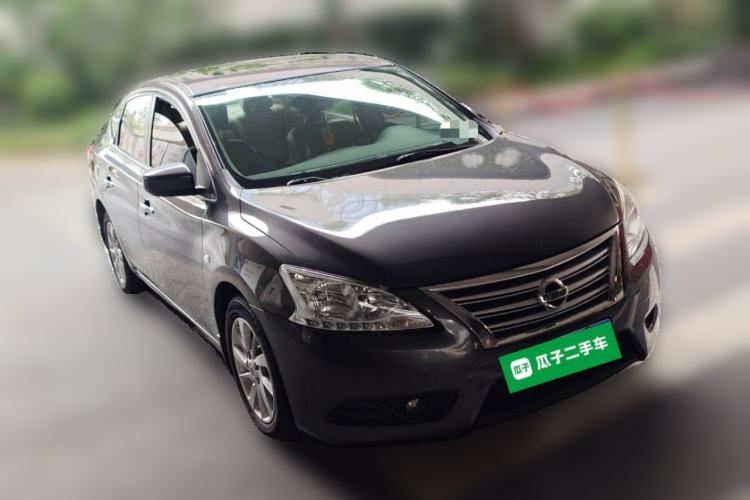 Used Nissan Sylphy 2012 Classic 1.6 XL Automatic Luxury Edition Front Right 45 Deg