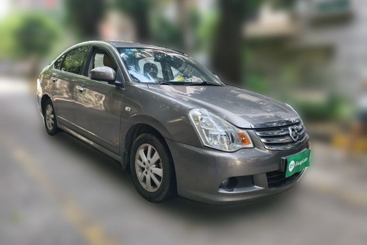Used Nissan Sylphy 2012 Classic 1.6XE Automatic Comfort Edition Front Right 45 Deg