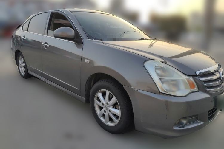 Used Nissan Sylphy 2012 Classic 1.6XL Manual Luxury Edition Front Right 45 Deg