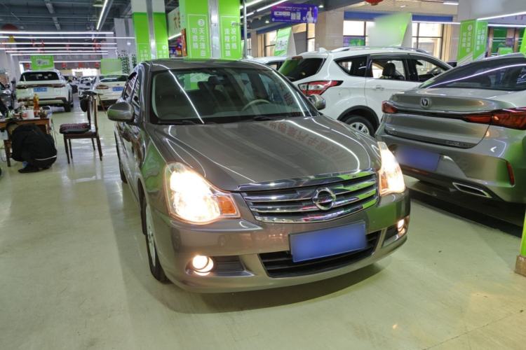 Used Nissan Sylphy 2012 Classic 1.6XE Automatic Comfort Edition Front Right 45 Deg