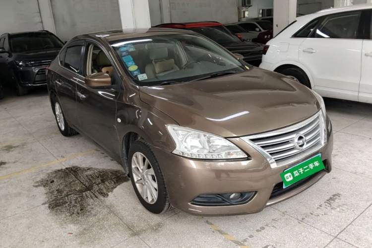 Used Nissan Sylphy 2012 1.6 XL CVT Luxury Edition Front Right 45 Deg
