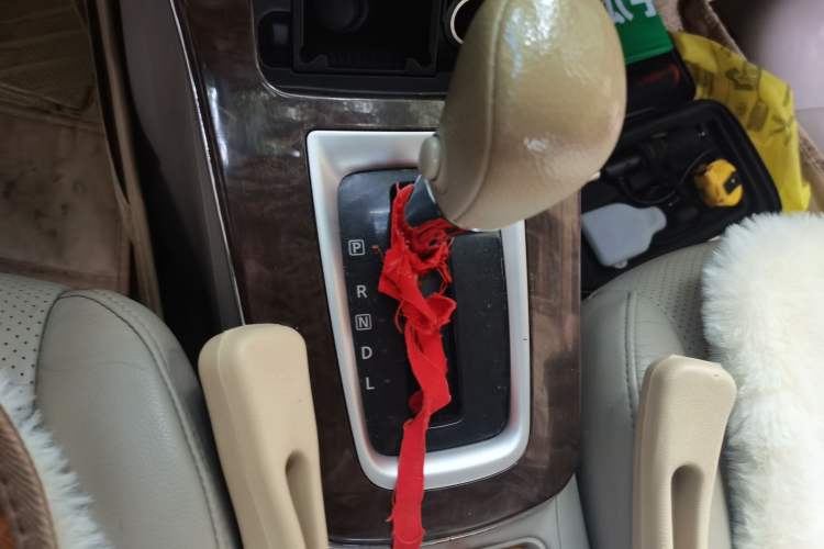 Used Nissan Sylphy 2012 1.6 XL CVT Luxury Edition Gear Lever