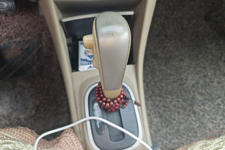 Used Nissan Sylphy 2012 Classic 1.6XE Automatic Comfort Edition Gear Lever