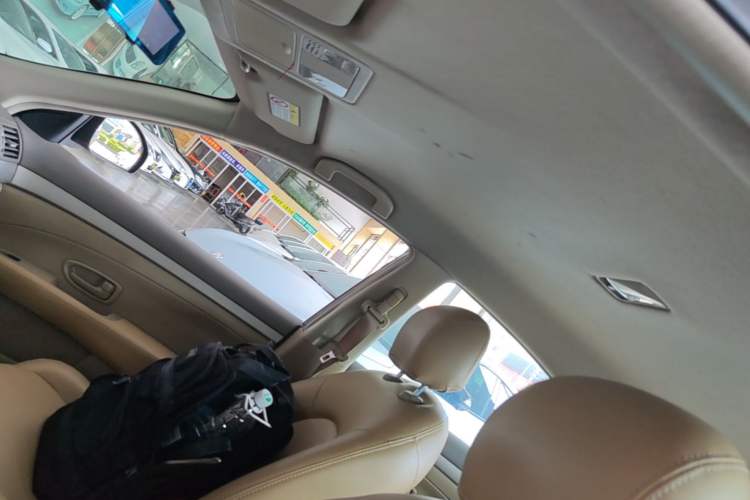 Used Nissan Sylphy 2012 Classic 1.6XE Automatic Comfort Edition Headliner