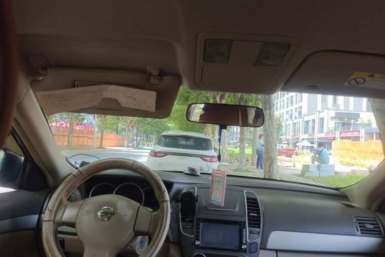Used Nissan Sylphy 2012 Classic 1.6XE Manual Comfort Edition Headliner