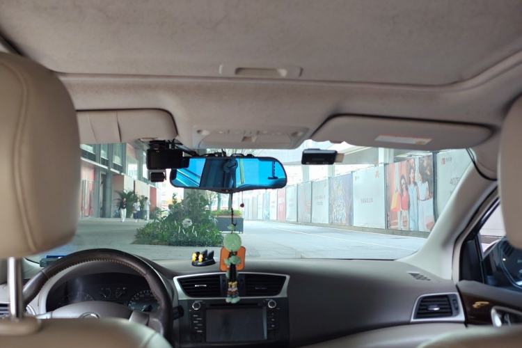Used Nissan Sylphy 2012 Classic 1.6 XL Automatic Luxury Edition Headliner