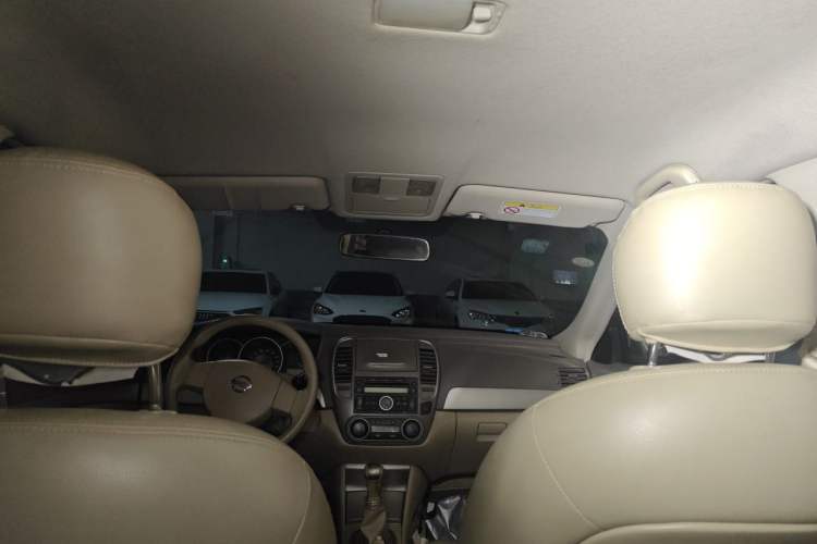 Used Nissan Sylphy 2012 Classic 1.6XE Manual Comfort Edition Headliner
