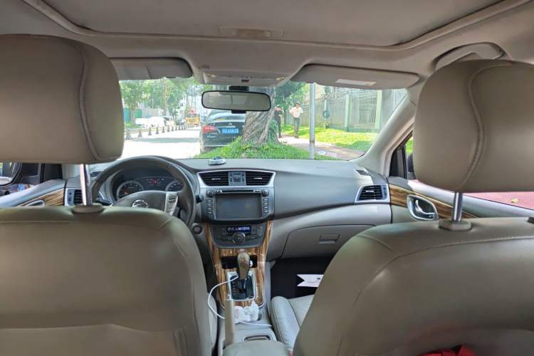 Used Nissan Sylphy 2012 1.8XL CVT Luxury Edition Headliner