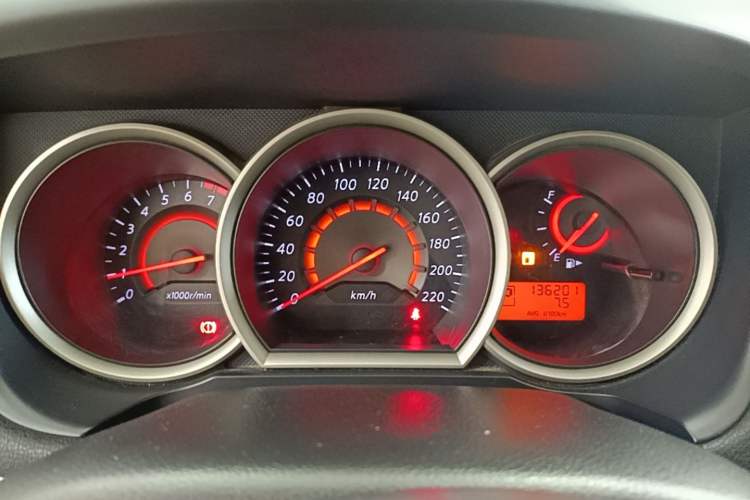 Used Nissan Sylphy 2012 Classic 1.6XE Automatic Comfort Edition Instrument Cluster