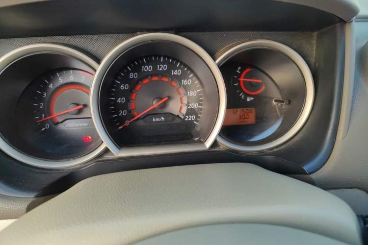 Used Nissan Sylphy 2012 Classic 1.6XL Manual Luxury Edition Instrument Cluster