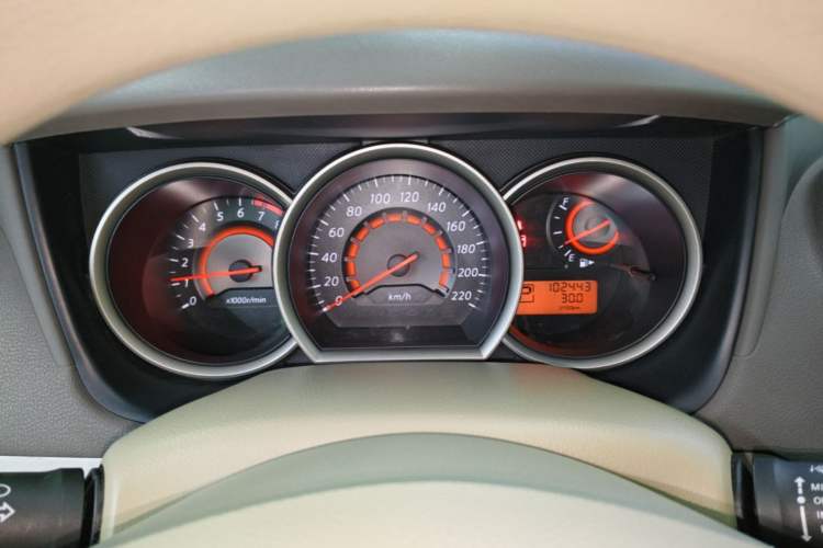Used Nissan Sylphy 2012 Classic 1.6XE Automatic Comfort Edition Instrument Cluster