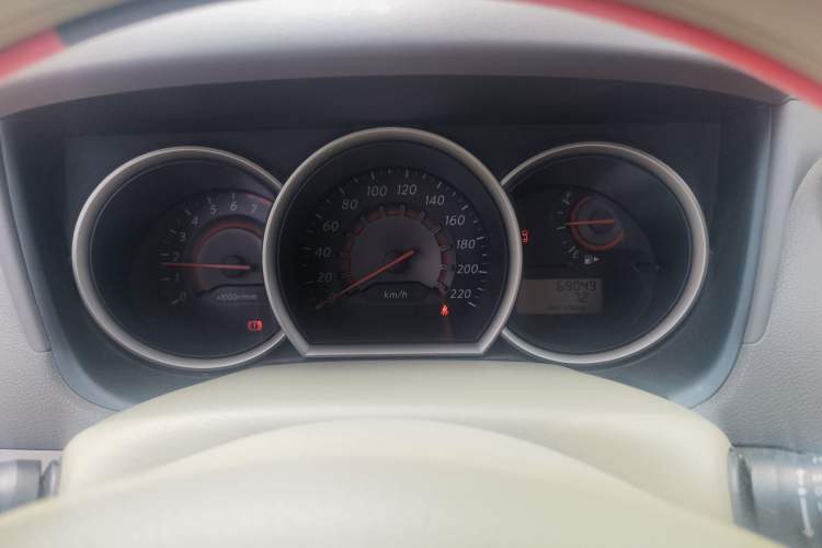 Used Nissan Sylphy 2012 Classic 1.6XE Manual Comfort Edition Instrument Cluster