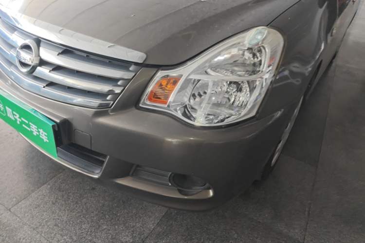 Used Nissan Sylphy 2012 Classic 1.6XE Automatic Comfort Edition Left Front Headlight