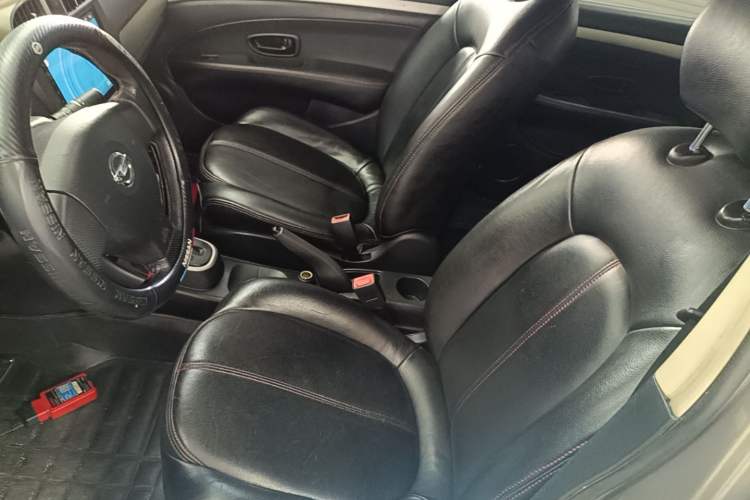 Used Nissan Sylphy 2012 Classic 1.6XE Automatic Comfort Edition Left Front Seat