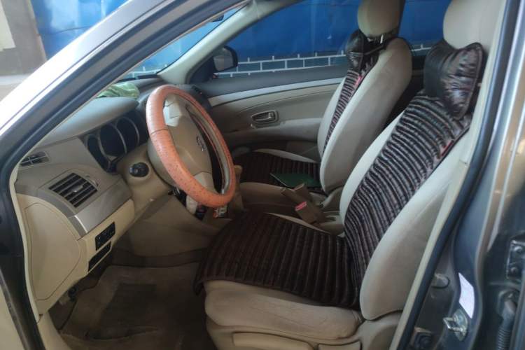 Used Nissan Sylphy 2012 Classic 1.6XE Manual Comfort Edition Left Front Seat