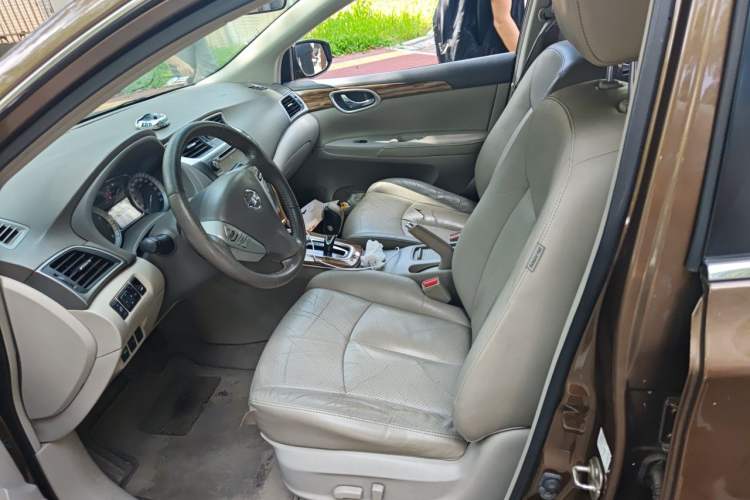 Used Nissan Sylphy 2012 1.8XL CVT Luxury Edition Left Front Seat