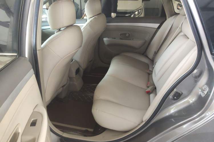 Used Nissan Sylphy 2012 Classic 1.6XE Automatic Comfort Edition Left Rear Seat