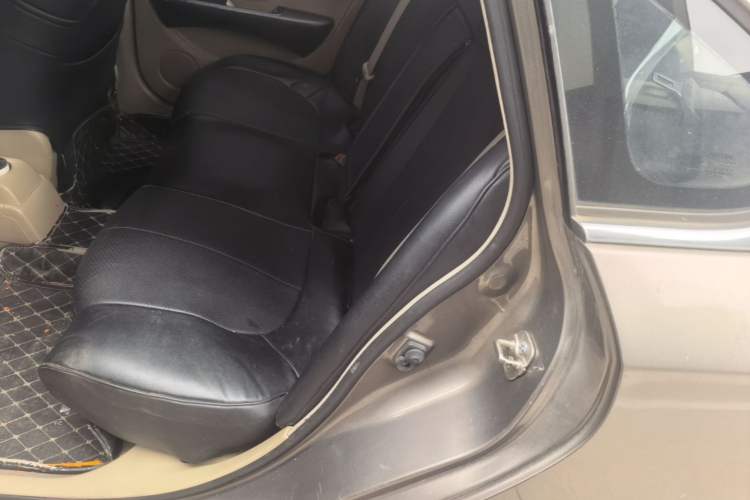 Used Nissan Sylphy 2012 Classic 1.6XE Manual Comfort Edition Left Rear Seat