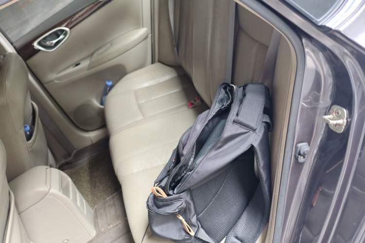 Used Nissan Sylphy 2012 Classic 1.6 XL Automatic Luxury Edition Left Rear Seat