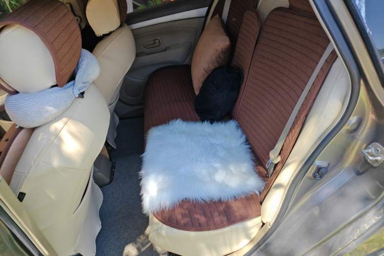 Used Nissan Sylphy 2012 Classic 1.6XE Automatic Comfort Edition Left Rear Seat