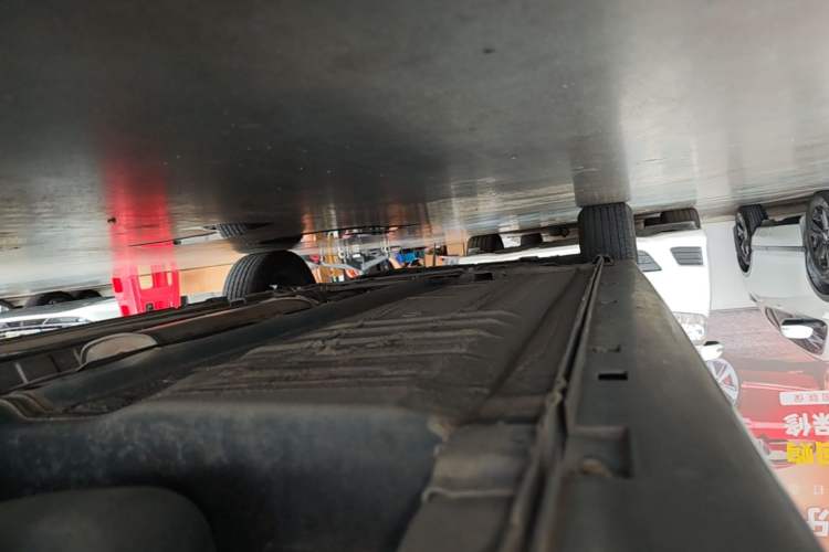 Used Nissan Sylphy 2012 Classic 1.6XE Automatic Comfort Edition Left Side Sill