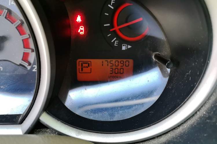 Used Nissan Sylphy 2012 1.6 XL CVT Luxury Edition Odometer Close Up