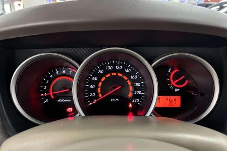 Used Nissan Sylphy 2012 Classic 1.6XE Automatic Comfort Edition Odometer Close Up