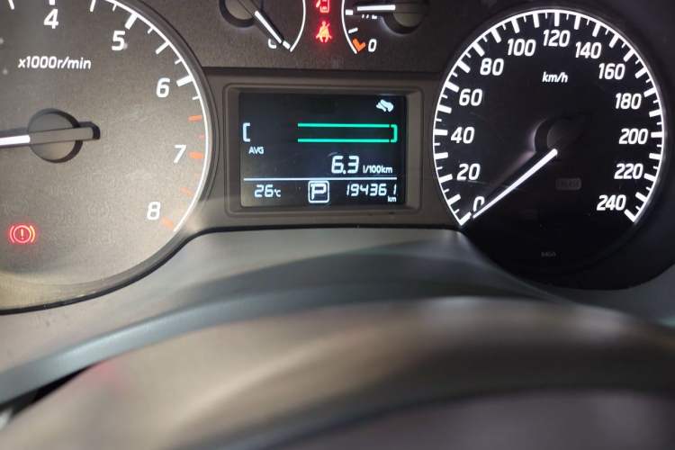 Used Nissan Sylphy 2012 Classic 1.6 XL Automatic Luxury Edition Odometer Close Up