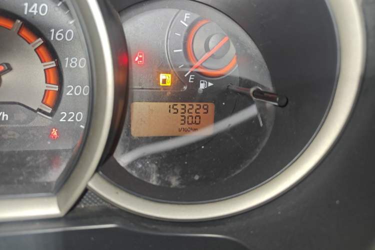 Used Nissan Sylphy 2012 Classic 1.6XE Manual Comfort Edition Odometer Close Up